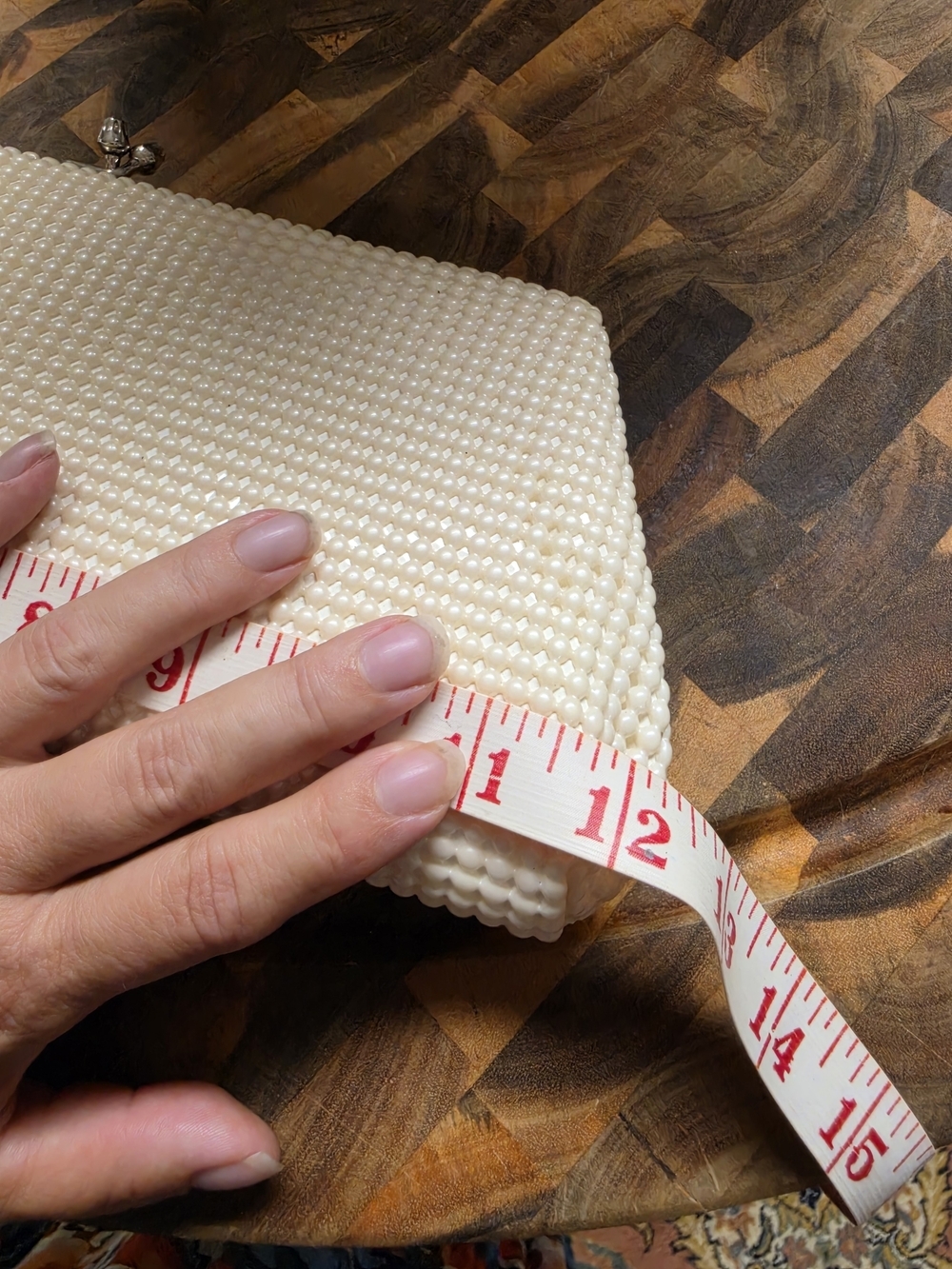 Vintage Cream Pearl-Textured Cocktail Clutch - Picture 9 of 12